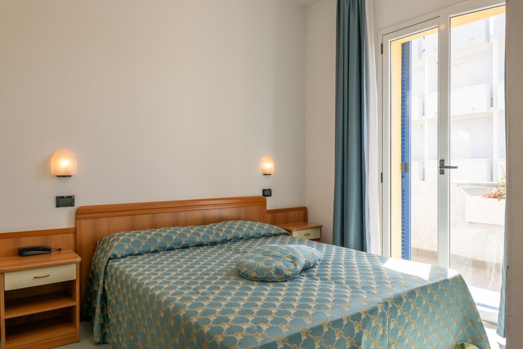 Hotel Thea Bellaria-Igea Marina Exterior foto